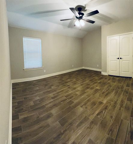 906 Tippit Lane, Greenville, TX 75402