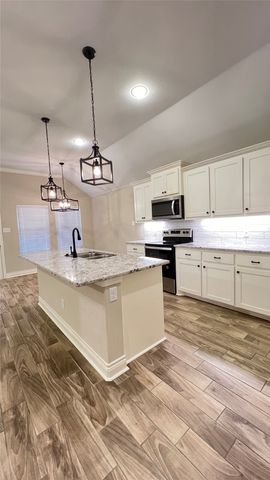 906 Tippit Lane, Greenville, TX 75402