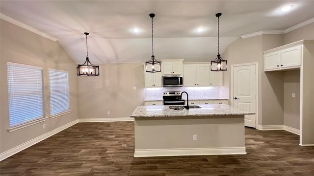 906 Tippit Lane, Greenville, TX 75402