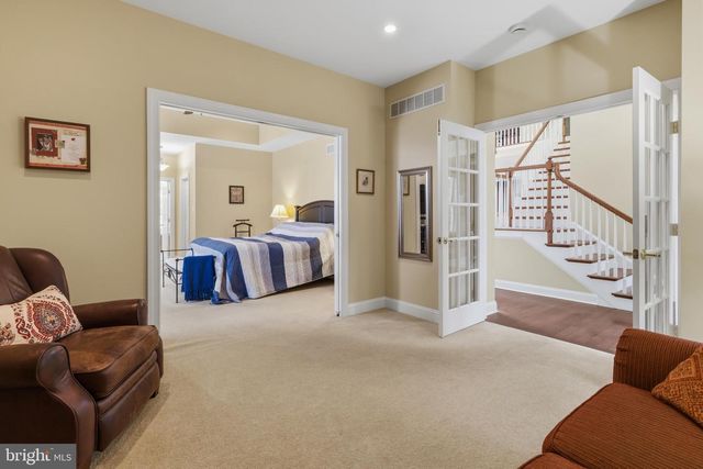 6 SHEPHERDS WAY, Glenside, PA 19038