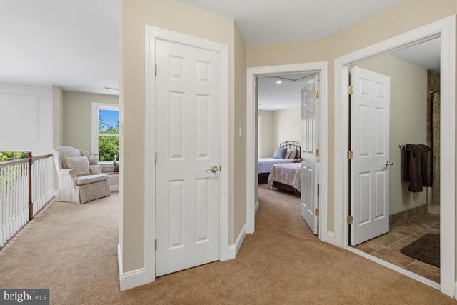 6 SHEPHERDS WAY, Glenside, PA 19038