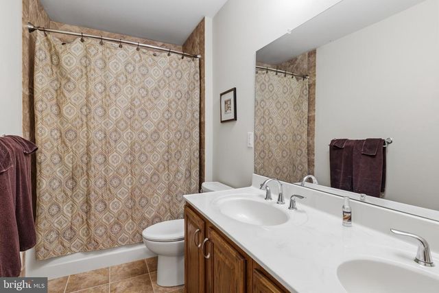 6 SHEPHERDS WAY, Glenside, PA 19038