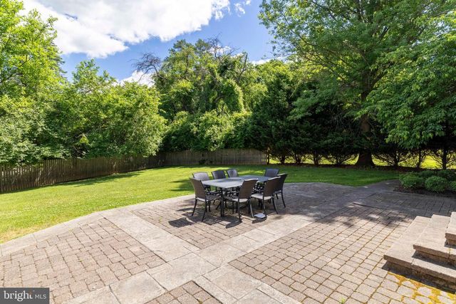 6 SHEPHERDS WAY, Glenside, PA 19038