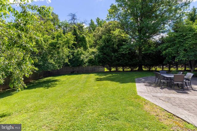 6 SHEPHERDS WAY, Glenside, PA 19038