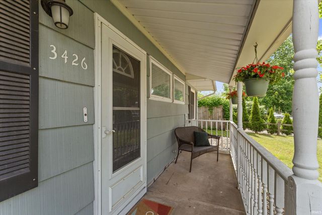3426 Oxford Lane, South Bend, IN 46615