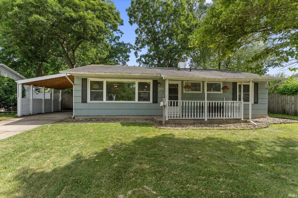 3426 Oxford Lane, South Bend, IN 46615