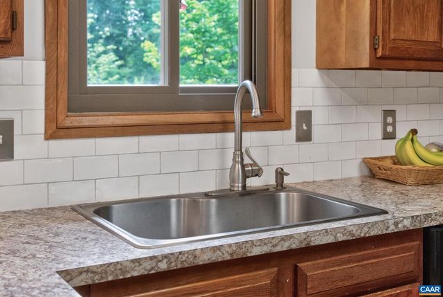 7 MULLIGAN DR, Palmyra, VA 22963