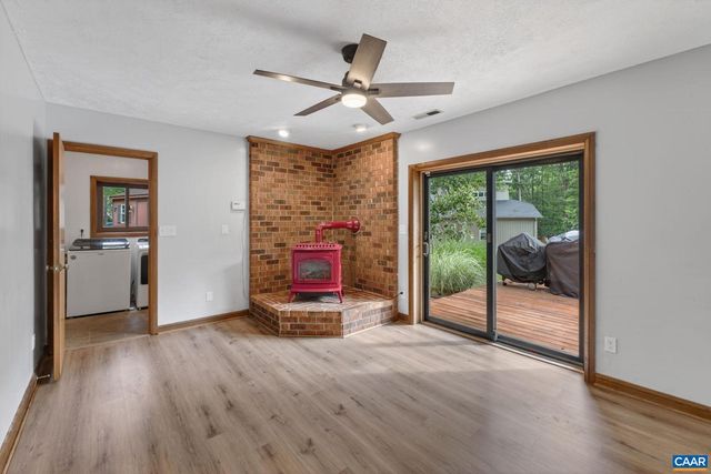 7 MULLIGAN DR, Palmyra, VA 22963