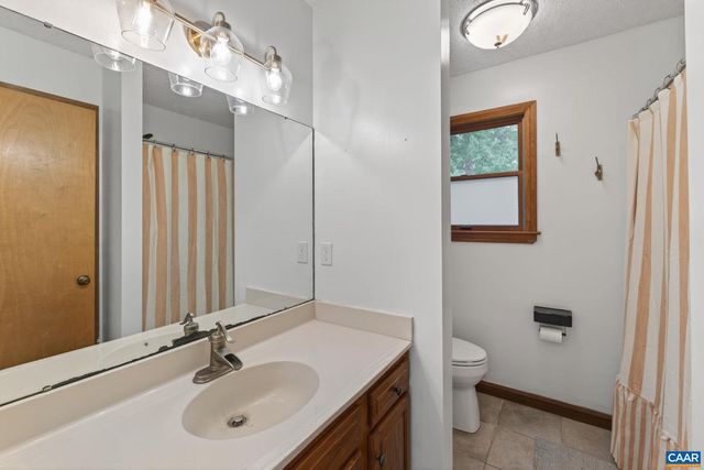 7 MULLIGAN DR, Palmyra, VA 22963