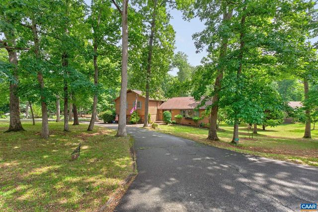 7 MULLIGAN DR, Palmyra, VA 22963