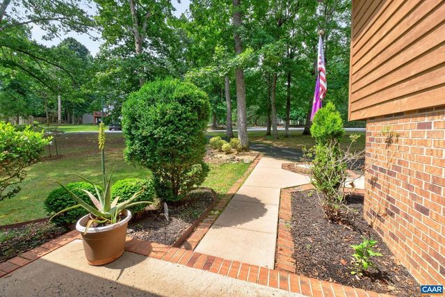 7 MULLIGAN DR, Palmyra, VA 22963