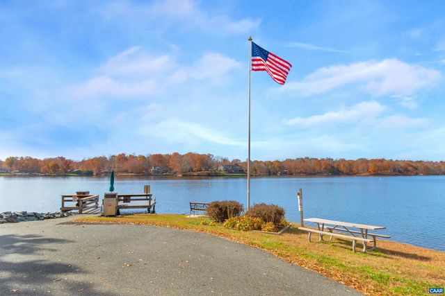 7 MULLIGAN DR, Palmyra, VA 22963