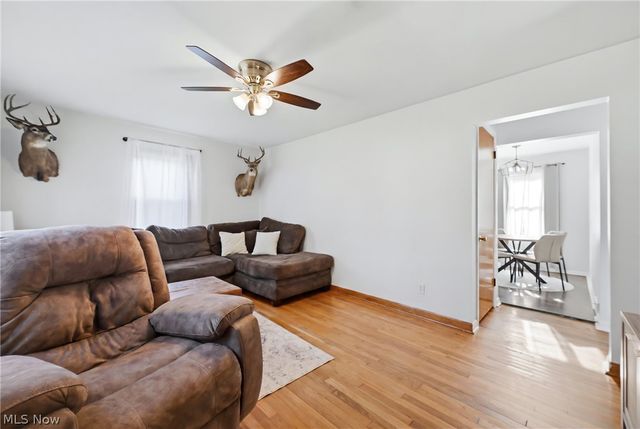 95 Westview Avenue, Hubbard, OH 44425