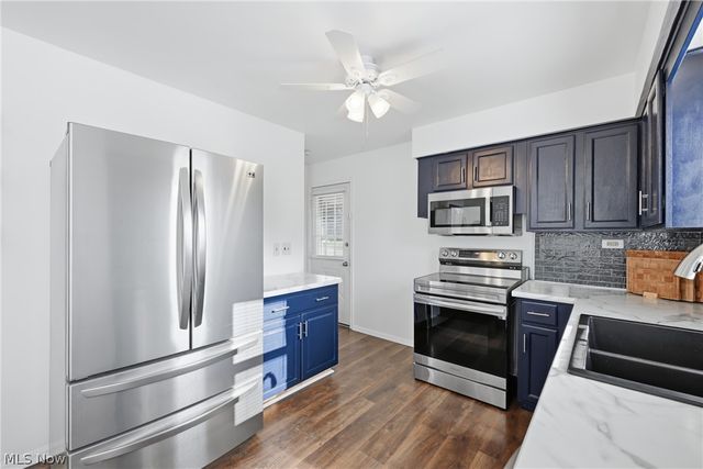 95 Westview Avenue, Hubbard, OH 44425
