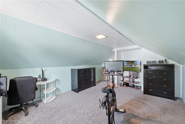 95 Westview Avenue, Hubbard, OH 44425