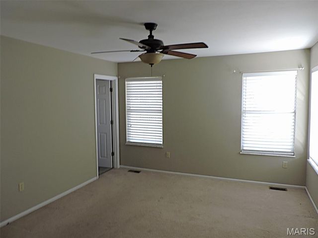 16735 Chesterfield Manor Drive, Chesterfield, MO 63005