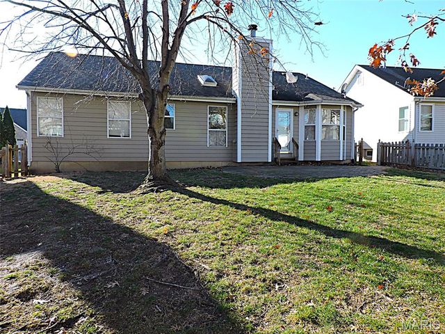 16735 Chesterfield Manor Drive, Chesterfield, MO 63005