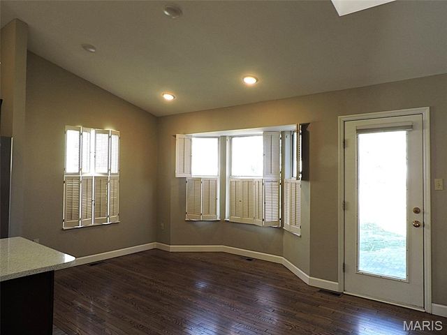 16735 Chesterfield Manor Drive, Chesterfield, MO 63005