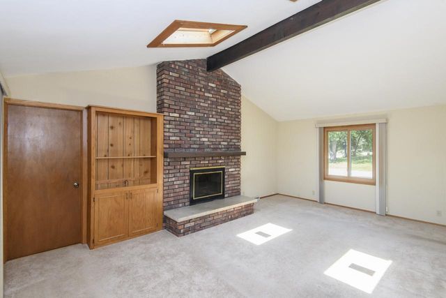 18625 Lola DRIVE, Brookfield, WI 53045