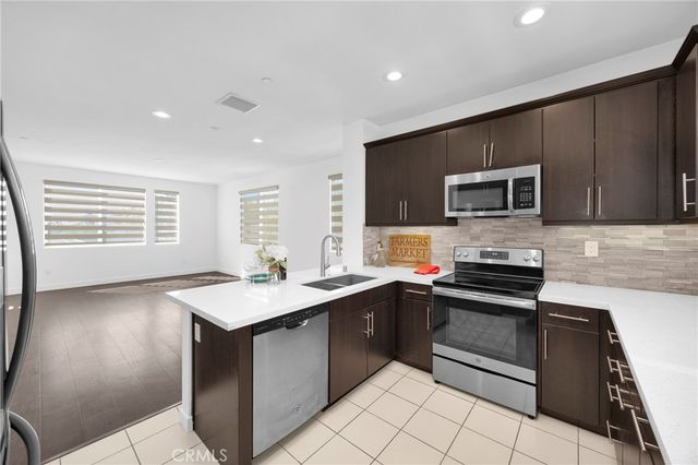 8061 Ackerman, Buena Park, CA 90621