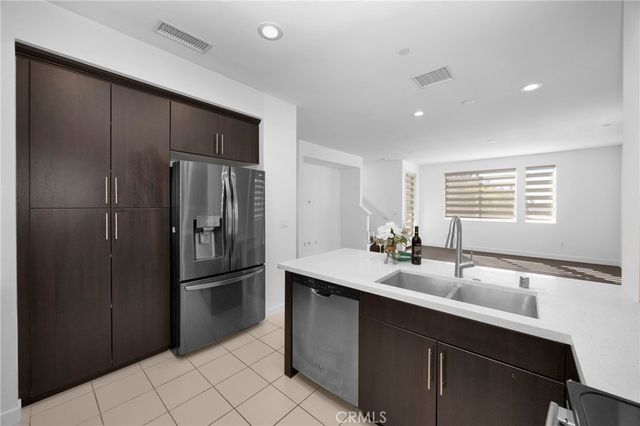 8061 Ackerman, Buena Park, CA 90621