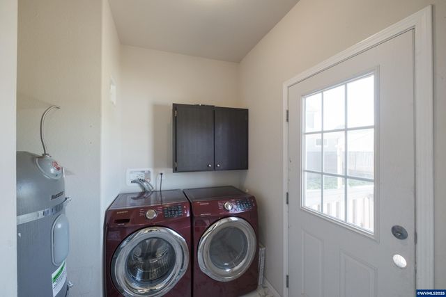 2581 NE Conser Rd, Albany, OR 97321