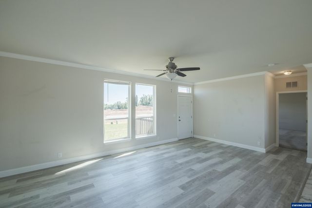 2581 NE Conser Rd, Albany, OR 97321