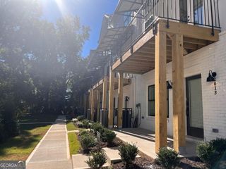 2011 Oak Lane NW, Atlanta, GA 30318