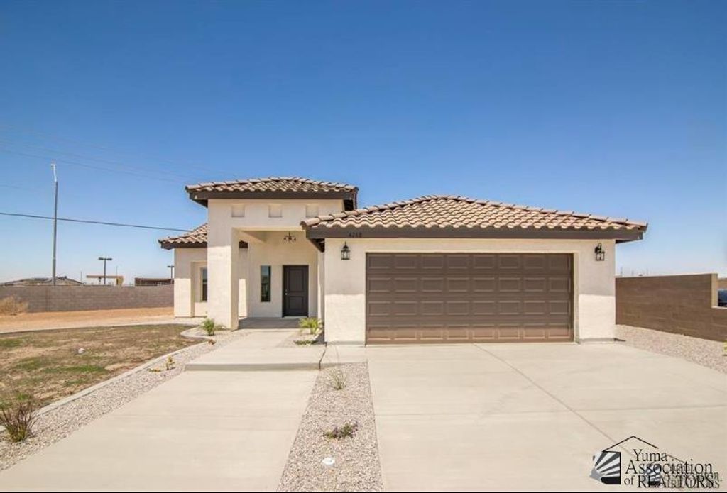 5049 E Monreal Ln, San Luis, AZ 85336