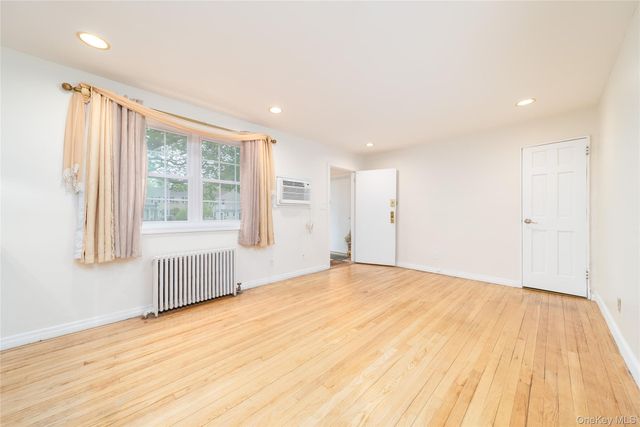 67-58 223 Place Lower, Oakland Gardens, NY 11364