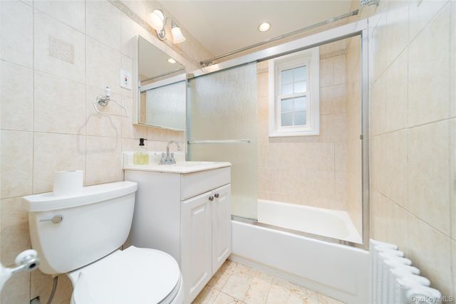 67-58 223 Place Lower, Oakland Gardens, NY 11364