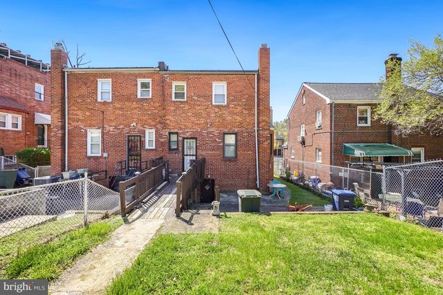 4936 EAST CAPITOL ST NE, Washington, DC 20019