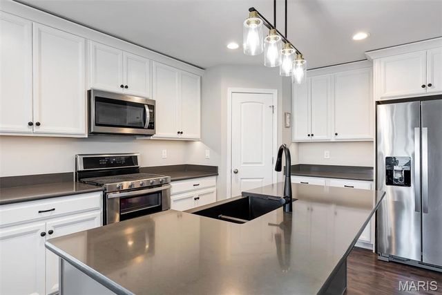 3558 Chippewa Drive, Shiloh, IL 62221