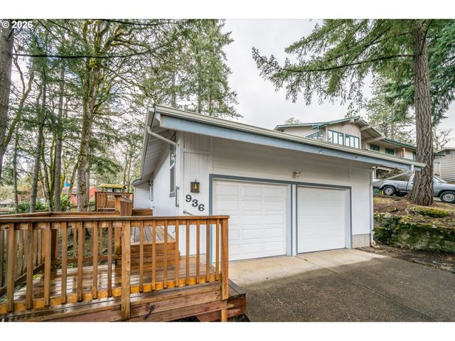 936 E 43RD Ave, Eugene, OR 97405