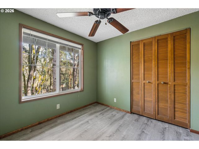 936 E 43RD Ave, Eugene, OR 97405