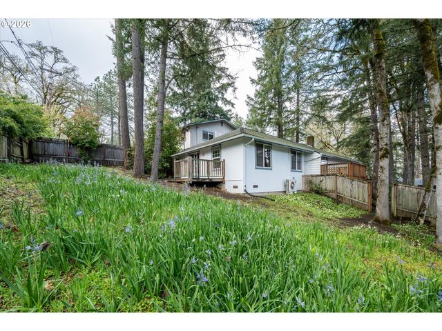 936 E 43RD Ave, Eugene, OR 97405