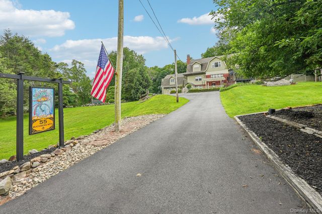 55 Buckberg Mountain Road, Tomkins Cove, NY 10986