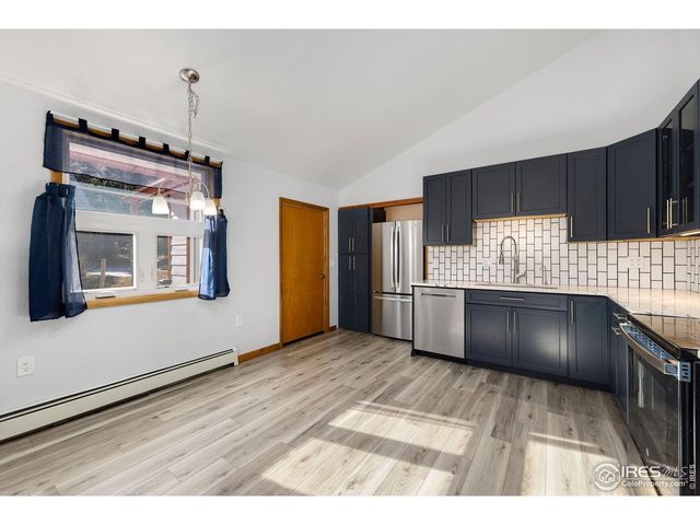 417 Cedar Dr, Lyons, CO 80540