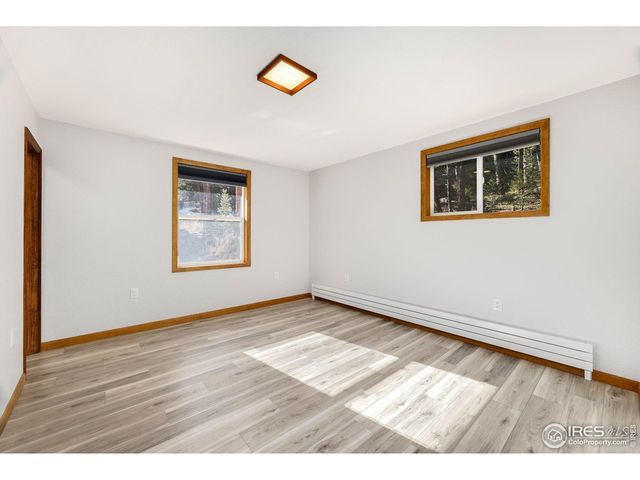 417 Cedar Dr, Lyons, CO 80540