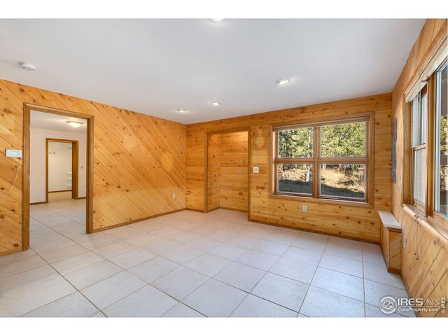 417 Cedar Dr, Lyons, CO 80540