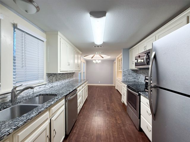 211 Second Street, Denton, TX 76201