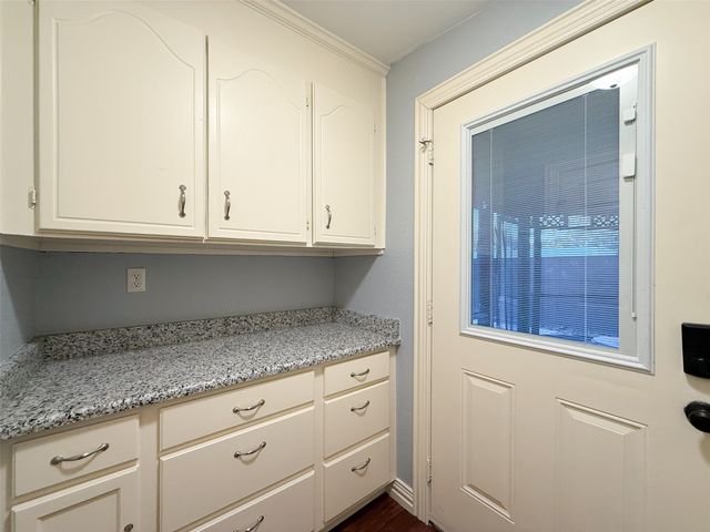 211 Second Street, Denton, TX 76201