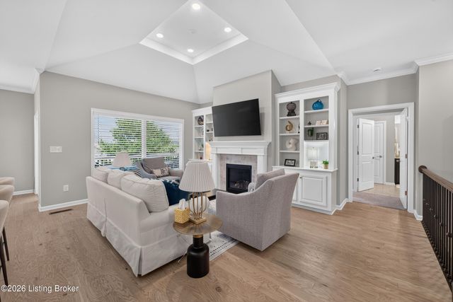 14619 Azalea Hill Ln, Louisville, KY 40299