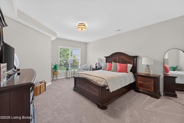 14619 Azalea Hill Ln, Louisville, KY 40299
