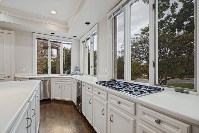 7744 Glen Albens Circle, Dallas, TX 75225