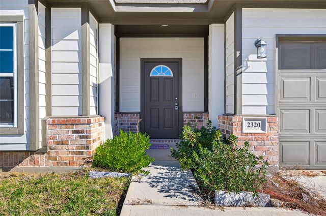 2320 Cedar Place Drive, Conroe, TX 77306