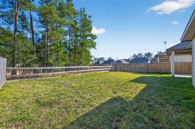 2320 Cedar Place Drive, Conroe, TX 77306