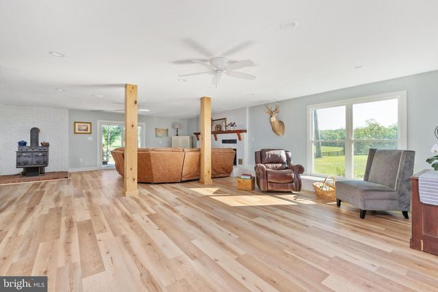 359 RIDGEWAY RD, Front Royal, VA 22630