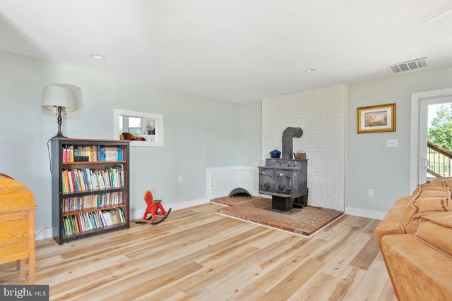 359 RIDGEWAY RD, Front Royal, VA 22630