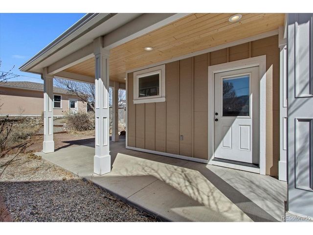 1208 E St, Salida, CO 81201